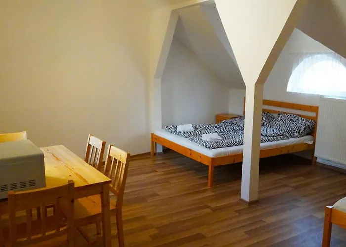 Pajkos Poni Vendeghaz Πανσιόν Μίσκολτς