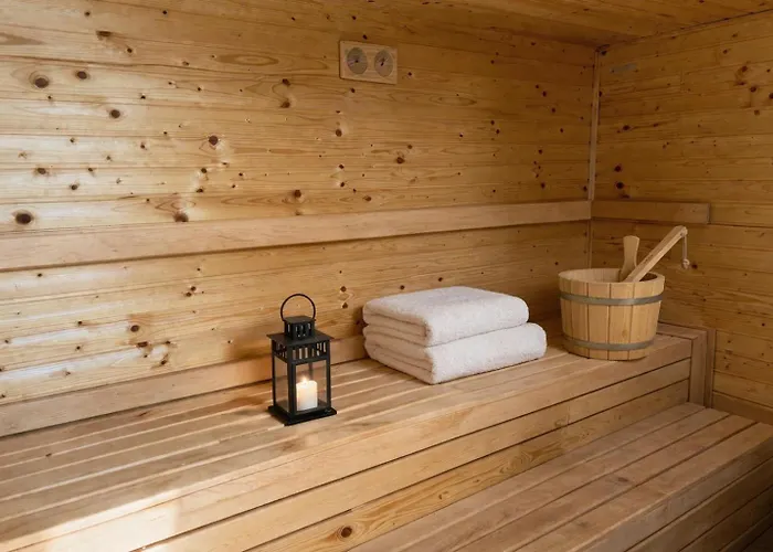 Hannabella Vendeghaz & Wellness 3* ميسكولك